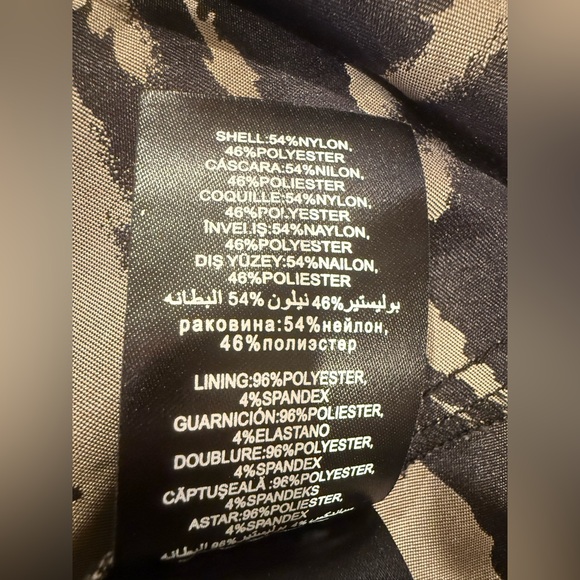 Bebe EUC Size XS Black & Gray Zebra Print Sleeveless Zippered Mini Dress (0601) - Picture 14 of 14